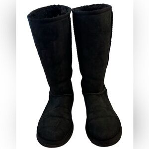 Ugg Women’s Classictall Suede Sheepskin Faux Fur Black Boots Size 6 US